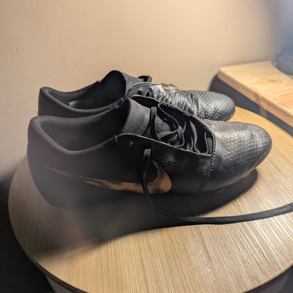 Nike Phanthom Mens soccer cleats size 10 - Picture 3 of 6
